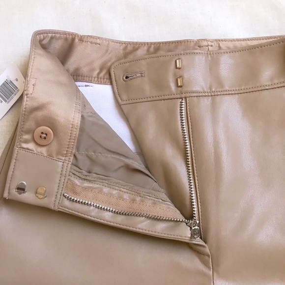 SOLD Aritzia Babaton Vegan Leather Straight Pant - Picture 6 of 7